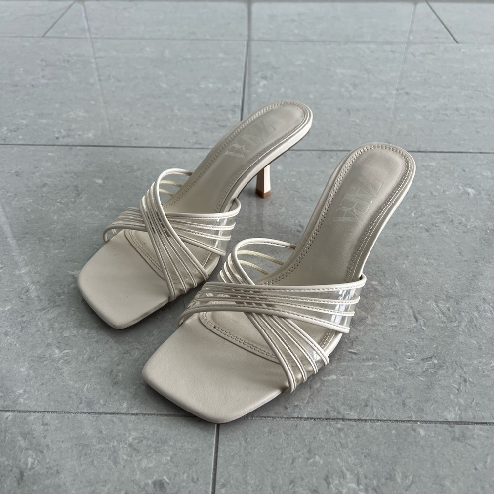 Zara Kitten Heel Mule Sandals in Beige